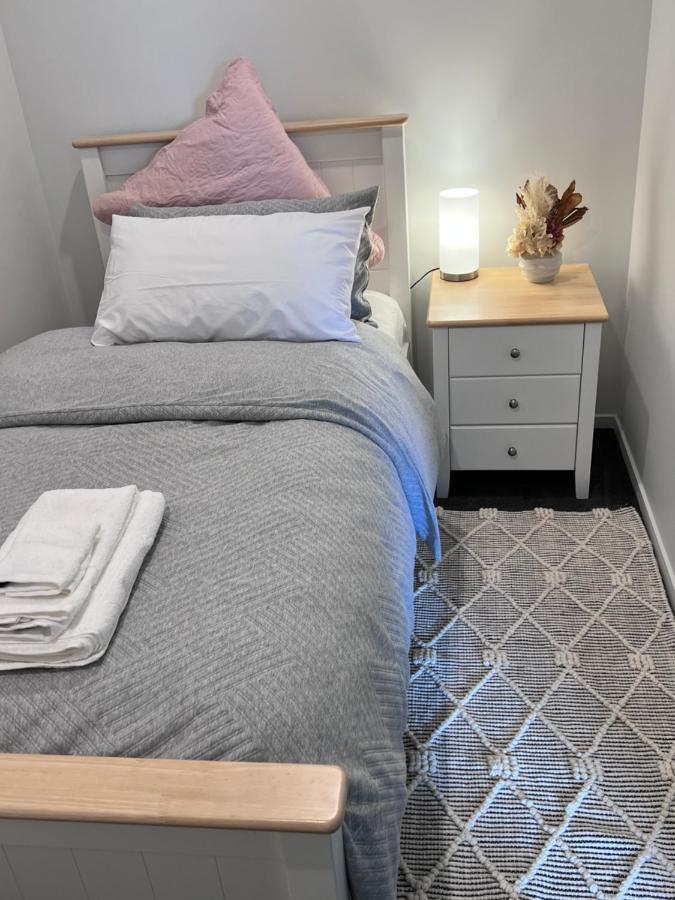 3 Bedroom Apartment In Newmarket Auckland Eksteriør billede